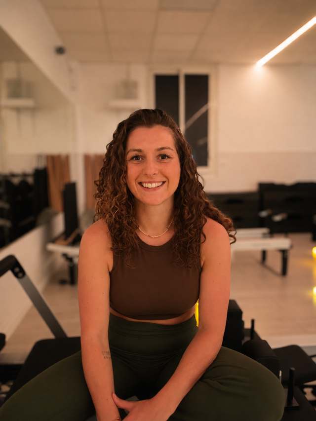 Olivia, coach du studio Pilates Reformer Sarlat